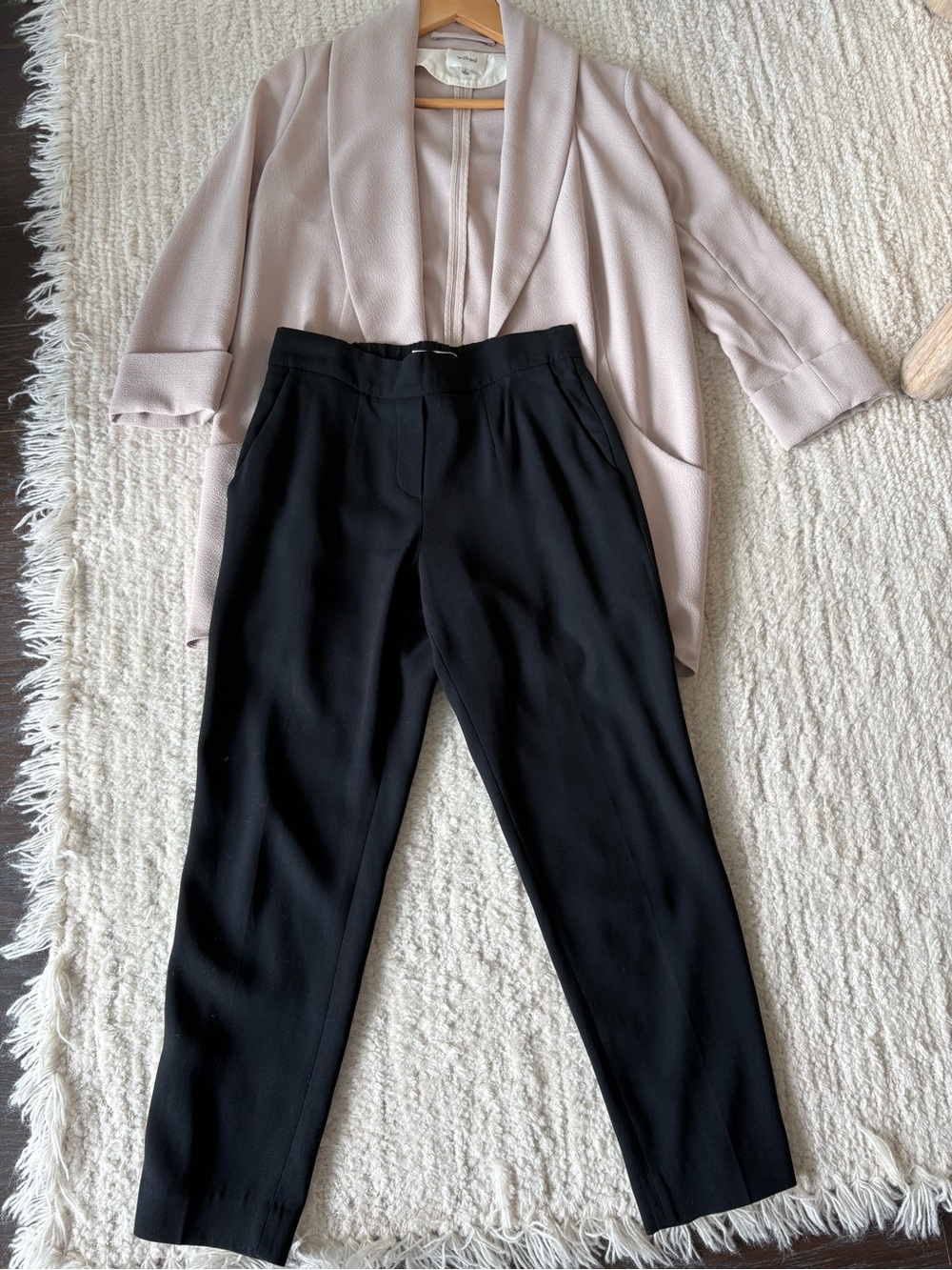 Work set petite ladies! babaton chevalier jacket size 0 + black cohen pants 00